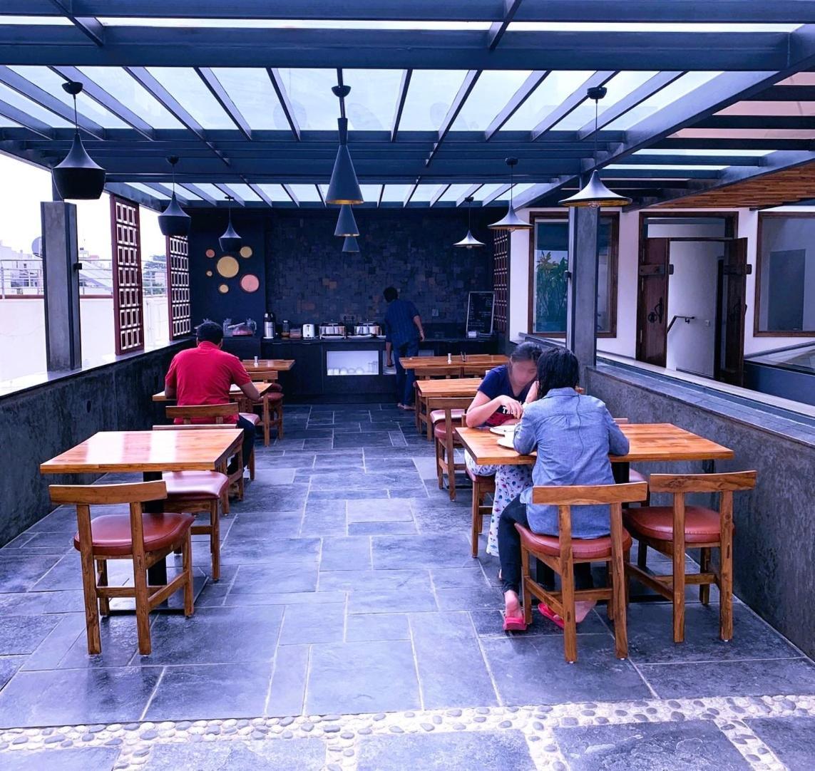 העיר בנגלור Aura Corporate Suites מראה חיצוני תמונה