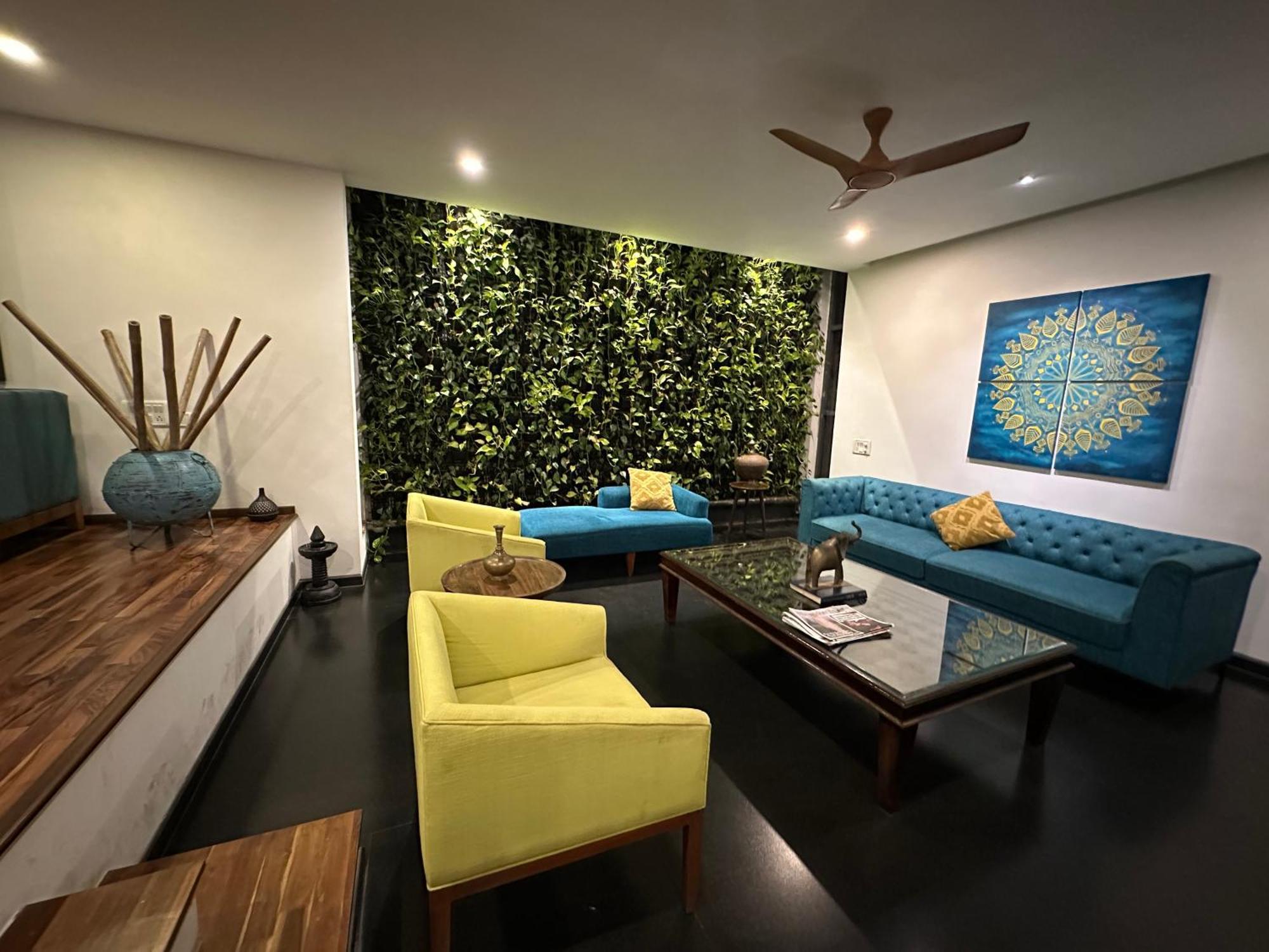 העיר בנגלור Aura Corporate Suites מראה חיצוני תמונה