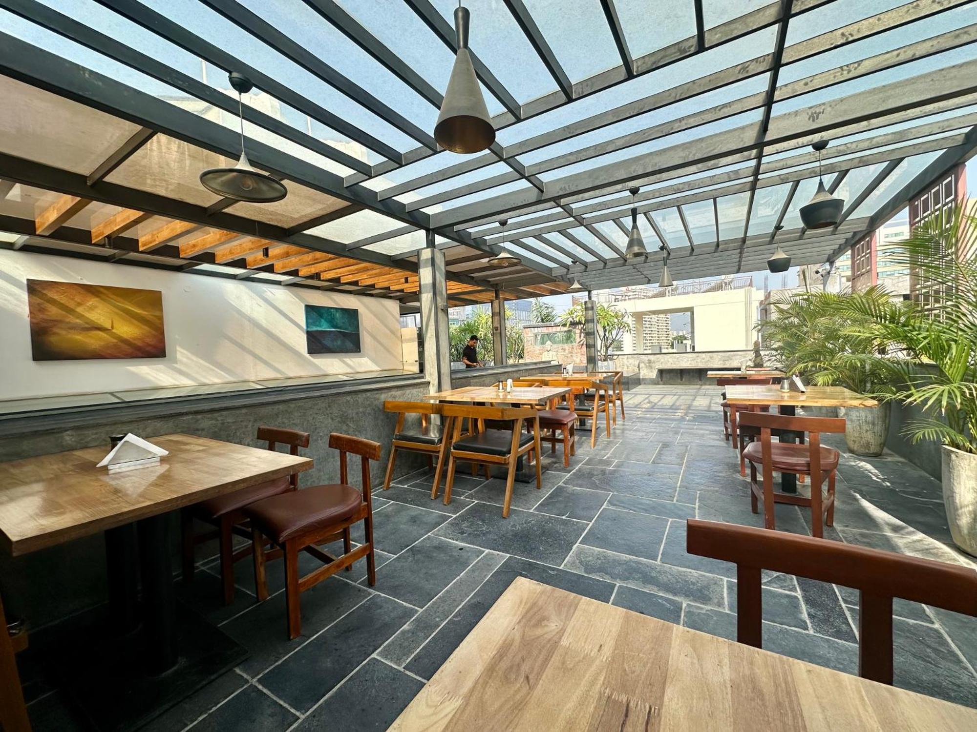 העיר בנגלור Aura Corporate Suites מראה חיצוני תמונה