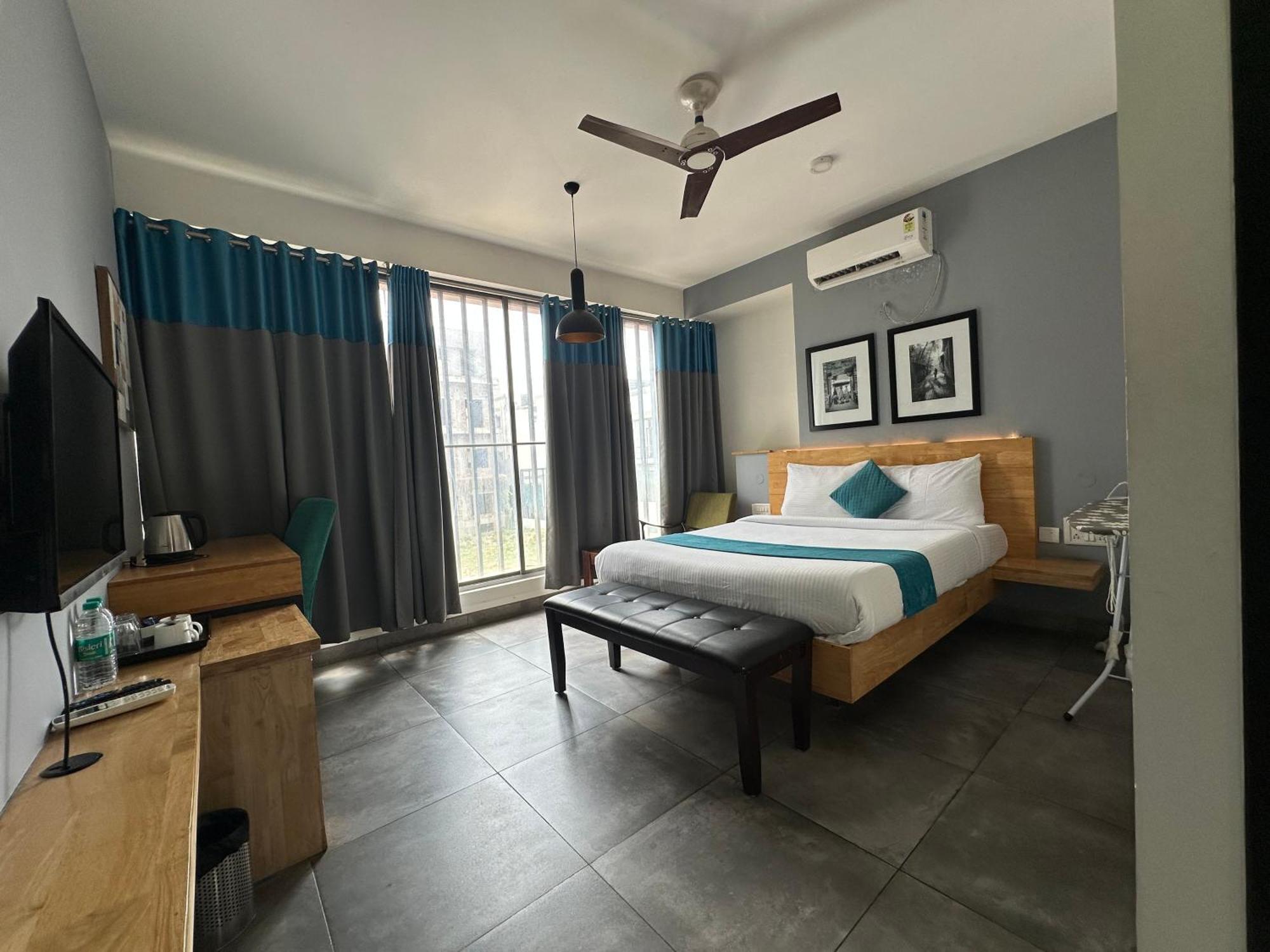 העיר בנגלור Aura Corporate Suites מראה חיצוני תמונה